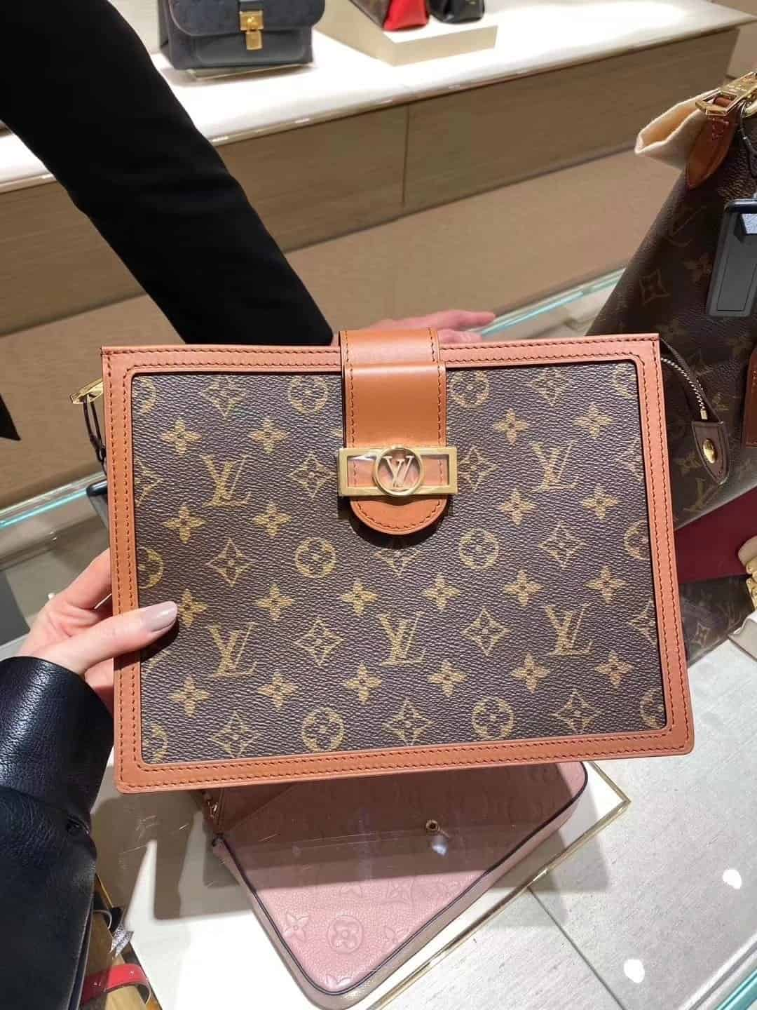 lv m69184 pochette dauphine达芙妮手拿包